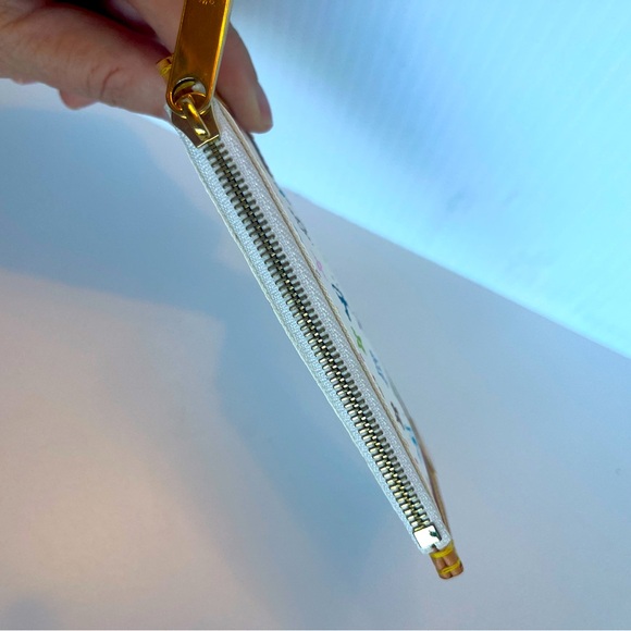 Luis Vuitton Murakami Clés 2003 Keychain Coin-purse - White/Multicolor - Picture 7 of 11